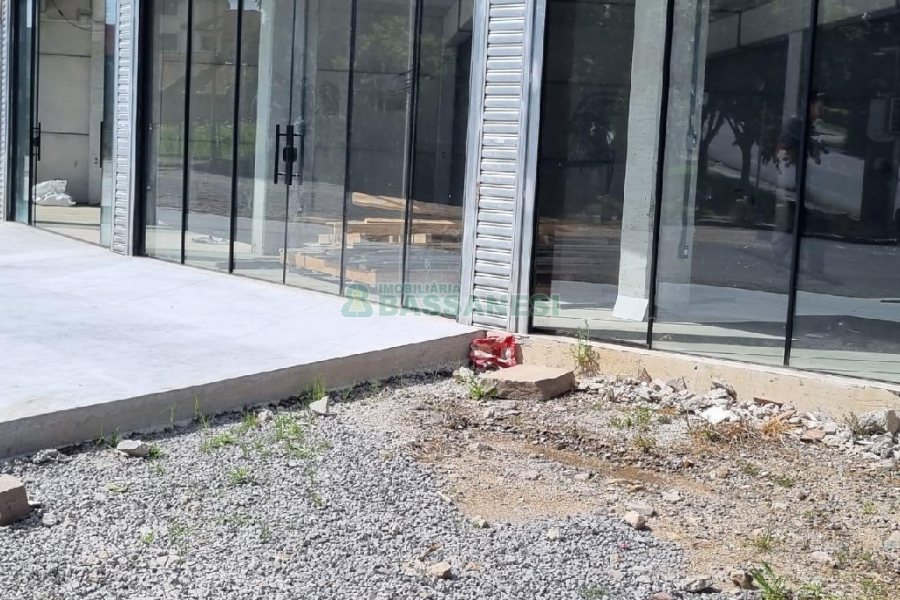 Loja com 360m², no bairro Cruzeiro em Caxias do Sul para Alugar