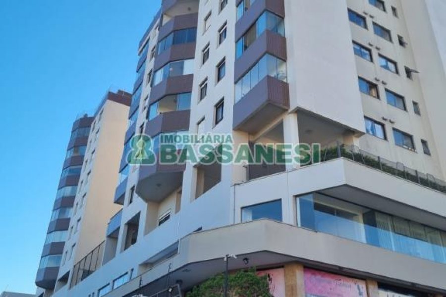 Apartamento com 80m², 2 dormitórios, 1 vaga, no bairro Pio X em Caxias do Sul para Alugar