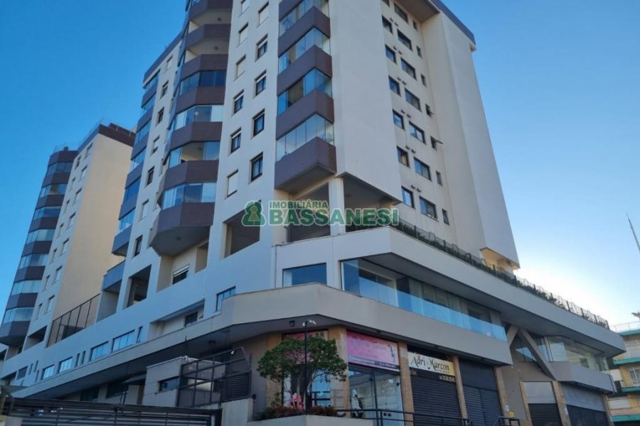 Apartamento com 80m², 2 dormitórios, 1 vaga, no bairro Pio X em Caxias do Sul para Alugar