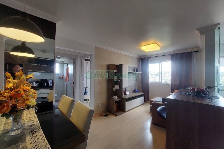 Apto Mobiliado com 56m², 2 dormitórios, 1 vaga, no bairro Sanvitto em Caxias do Sul para Alugar