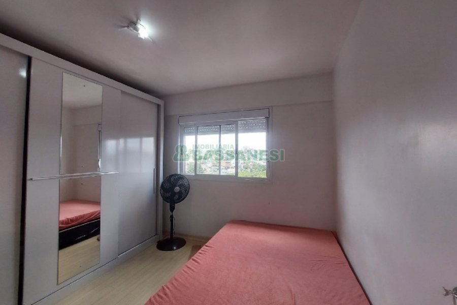 Apto Mobiliado com 56m², 2 dormitórios, 1 vaga, no bairro Sanvitto em Caxias do Sul para Alugar