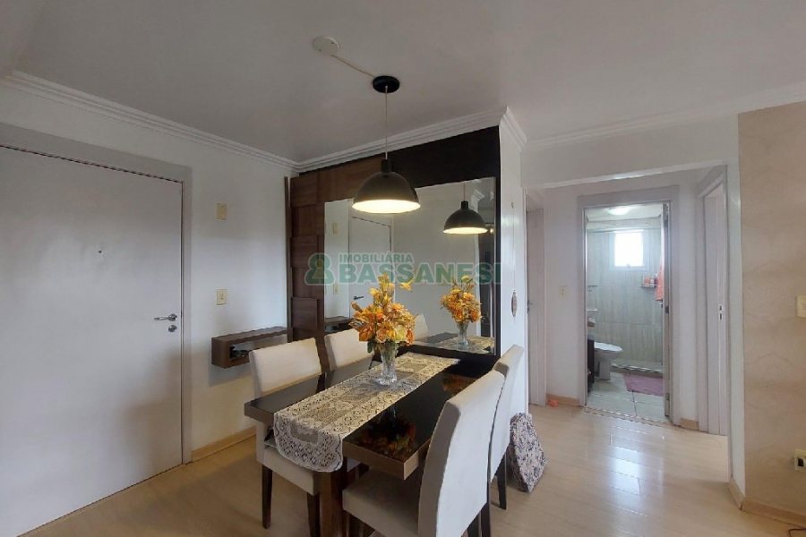 Apto Mobiliado com 56m², 2 dormitórios, 1 vaga, no bairro Sanvitto em Caxias do Sul para Alugar