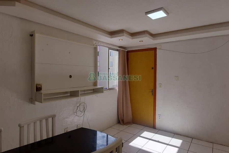 Apartamento com 42m², 2 dormitórios, no bairro Nossa Senhora das Graças em Caxias do Sul para Alugar