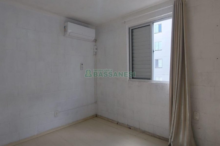 Apartamento com 42m², 2 dormitórios, no bairro Nossa Senhora das Graças em Caxias do Sul para Alugar