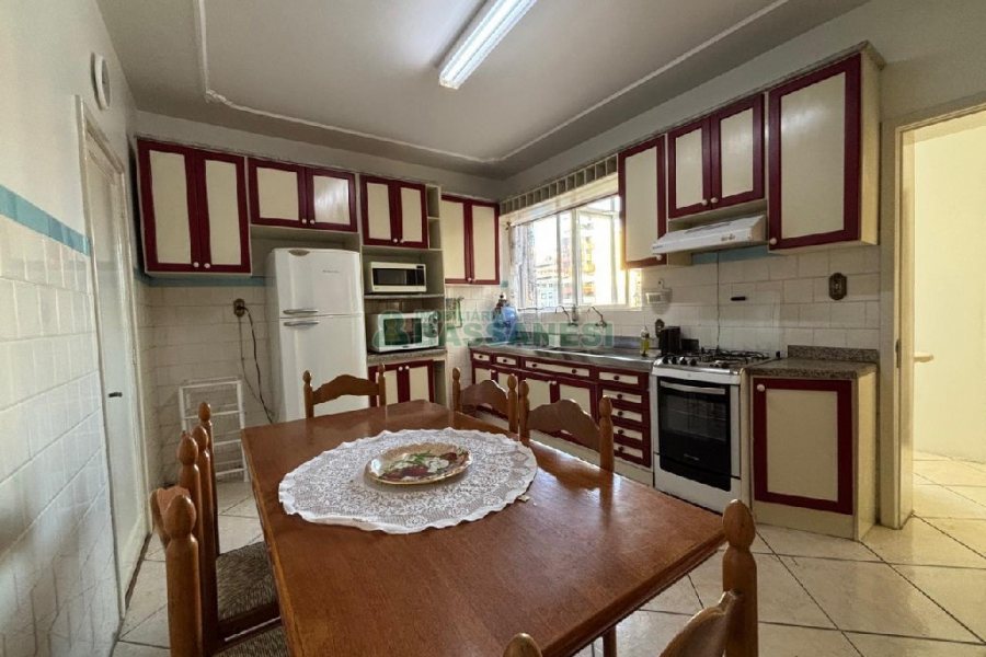 Apto Mobiliado com 110m², 3 dormitórios, no bairro São Pelegrino em Caxias do Sul para Alugar