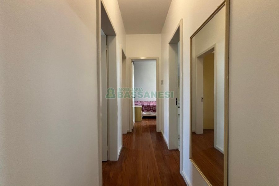 Apto Mobiliado com 110m², 3 dormitórios, no bairro São Pelegrino em Caxias do Sul para Alugar