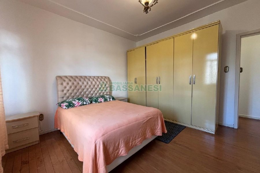 Apto Mobiliado com 110m², 3 dormitórios, no bairro São Pelegrino em Caxias do Sul para Alugar