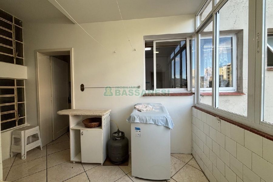 Apto Mobiliado com 110m², 3 dormitórios, no bairro São Pelegrino em Caxias do Sul para Alugar