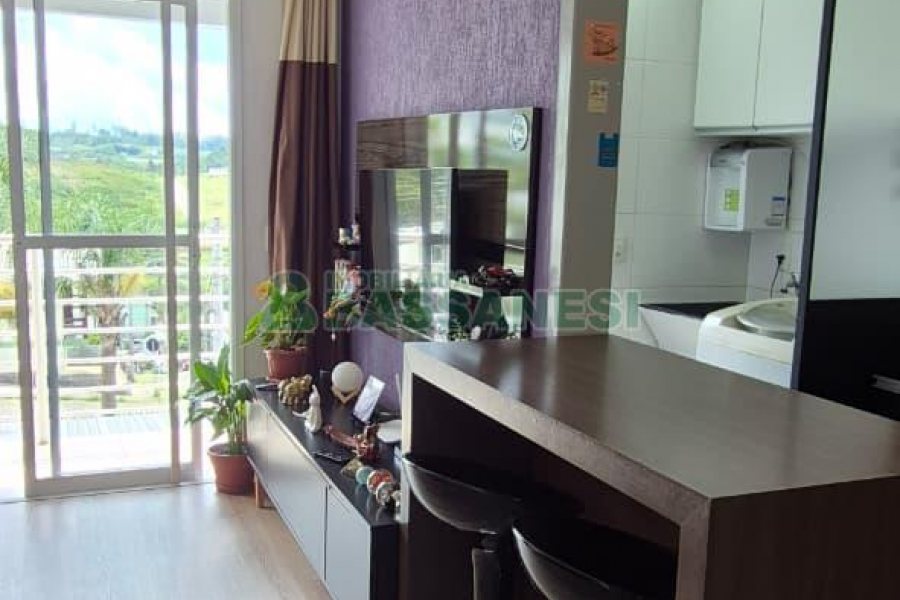 Apartamento com 65m², 2 dormitórios, 1 vaga, no bairro Desvio Rizzo em Caxias do Sul para Comprar