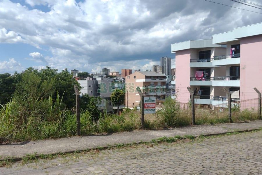 Terreno, no bairro Kayser em Caxias do Sul para Comprar