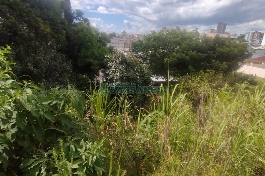 Terreno, no bairro Kayser em Caxias do Sul para Comprar