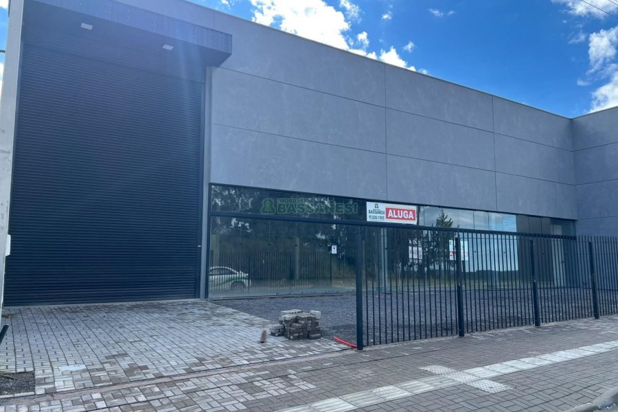Pavilhão com 1120m², no bairro Jardim das Hortências em Caxias do Sul para Alugar