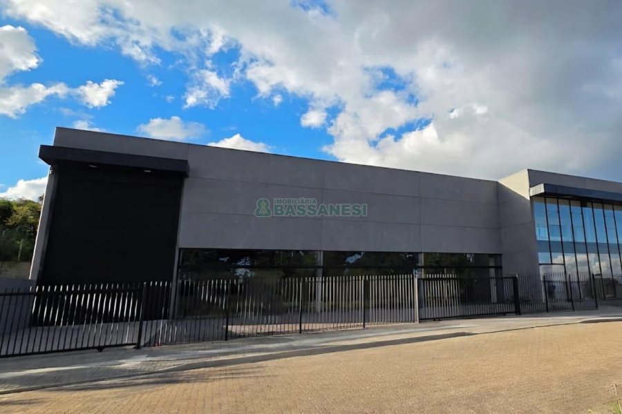 Pavilhão com 1120m², no bairro Jardim das Hortências em Caxias do Sul para Alugar