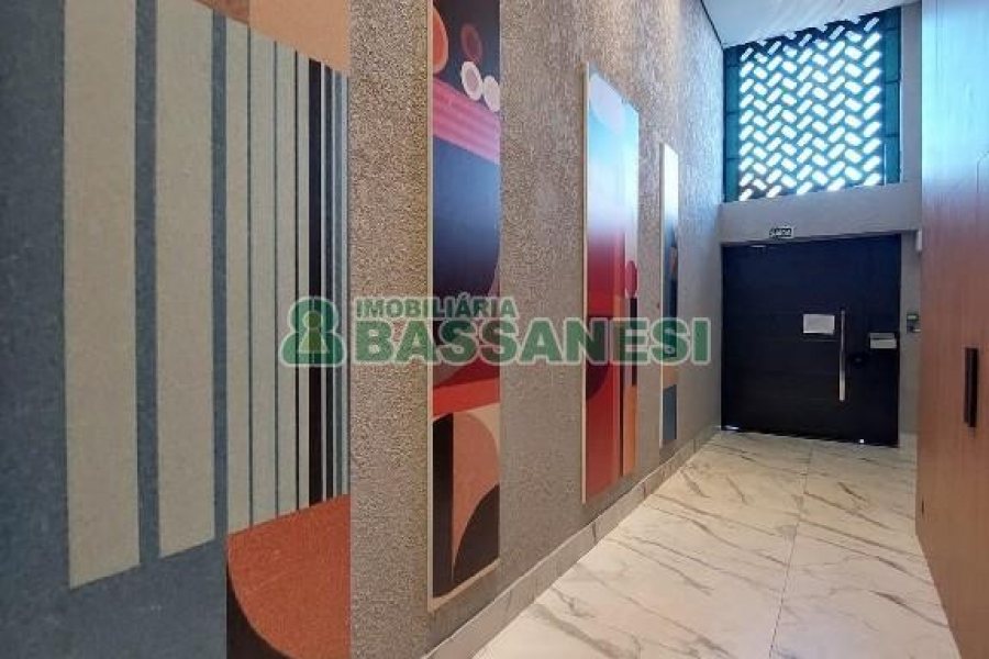 Apto Mobiliado com 48m², 1 dormitório, 1 vaga, no bairro Santa Catarina em Caxias do Sul para Alugar