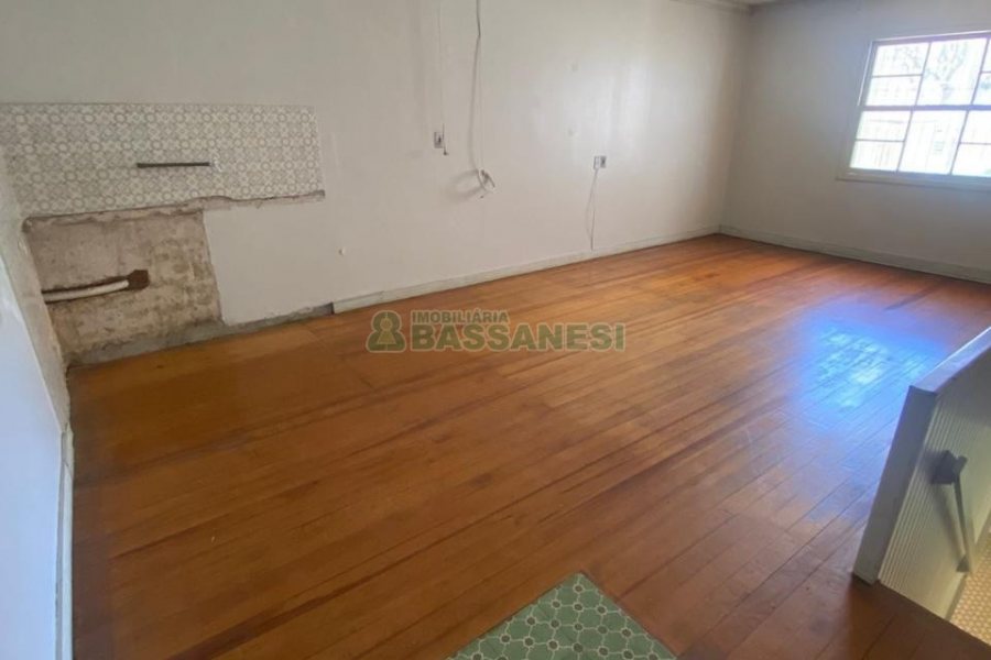 Casa com 330m², 3 dormitórios, 3 vagas, no bairro São Pelegrino em Caxias do Sul para Alugar ou Comprar