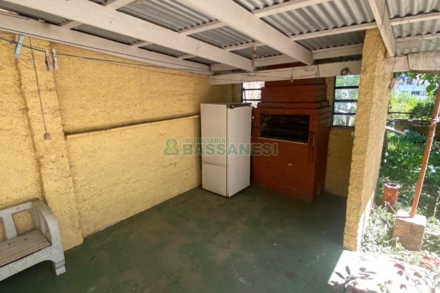 Casa com 330m², 3 dormitórios, 3 vagas, no bairro São Pelegrino em Caxias do Sul para Alugar ou Comprar