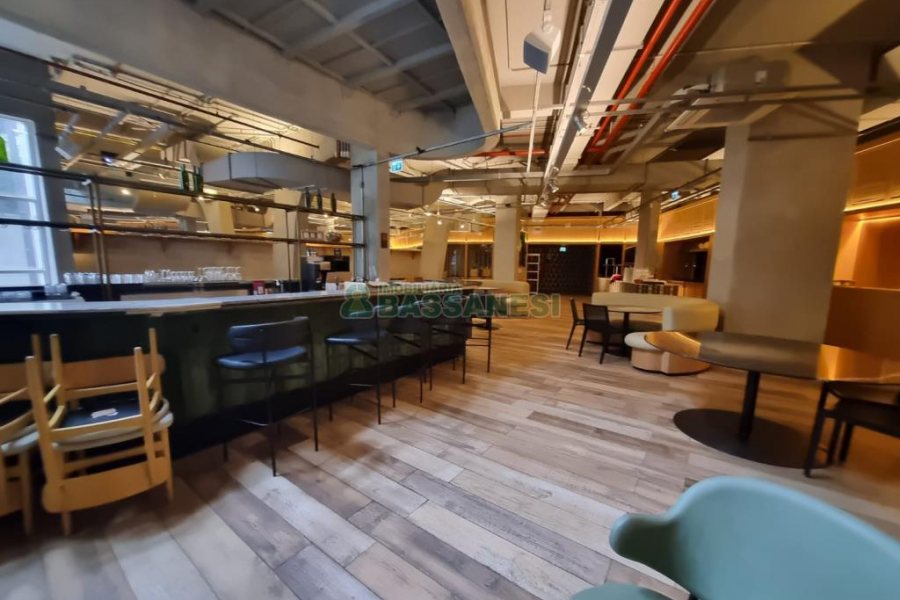 Loja com 291m², no bairro Centro em Caxias do Sul para Alugar