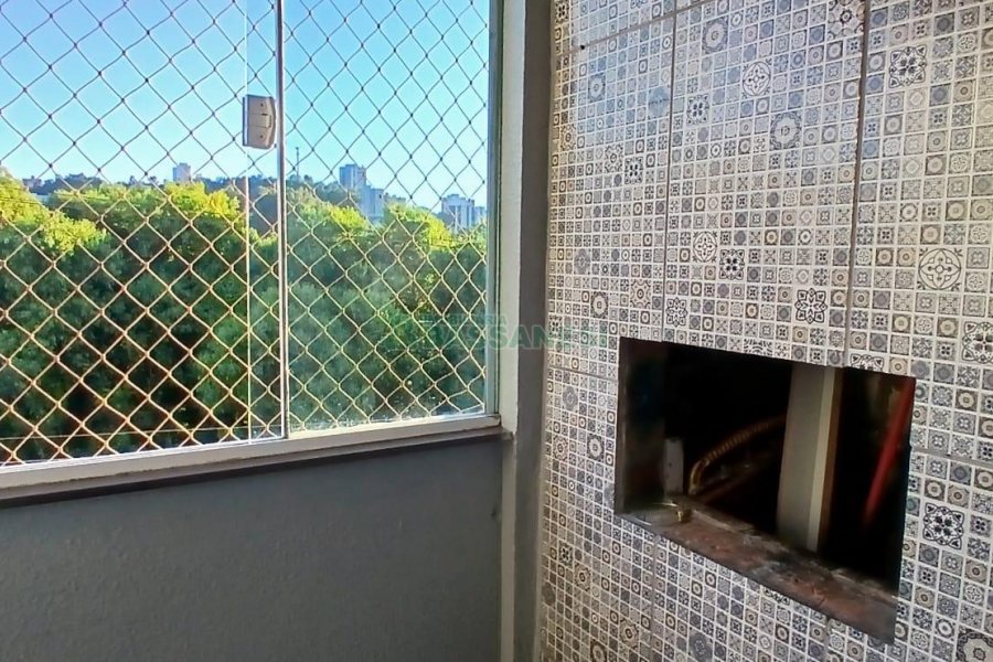 Apartamento com 55m², 2 dormitórios, 1 vaga, no bairro Vinhedos em Caxias do Sul para Comprar
