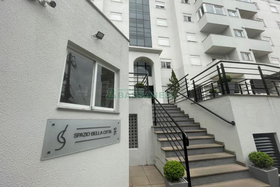 Apartamento com 65m², 2 dormitórios, 2 vagas, no bairro Pio X em Caxias do Sul para Comprar