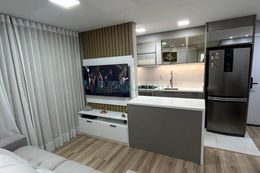 Apartamento com 54m², 2 dormitórios, 1 vaga, no bairro Desvio Rizzo em Caxias do Sul para Alugar