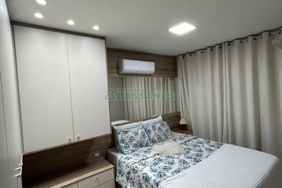 Apartamento com 54m², 2 dormitórios, 1 vaga, no bairro Desvio Rizzo em Caxias do Sul para Alugar