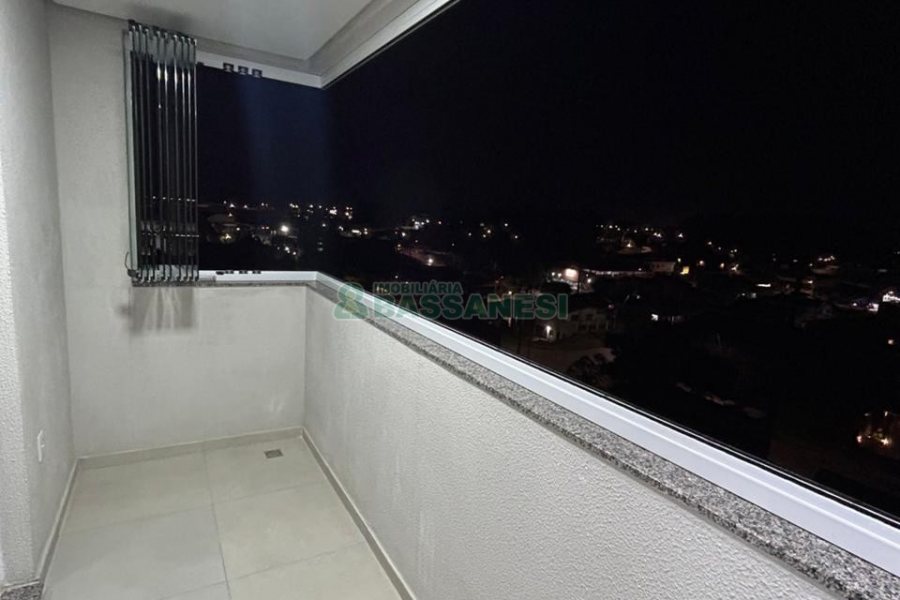 Apartamento com 54m², 2 dormitórios, 1 vaga, no bairro Desvio Rizzo em Caxias do Sul para Alugar