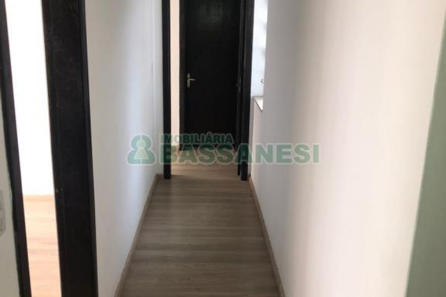 Apartamento com 170m², 3 dormitórios, 2 vagas, no bairro Centro em Caxias do Sul para Comprar