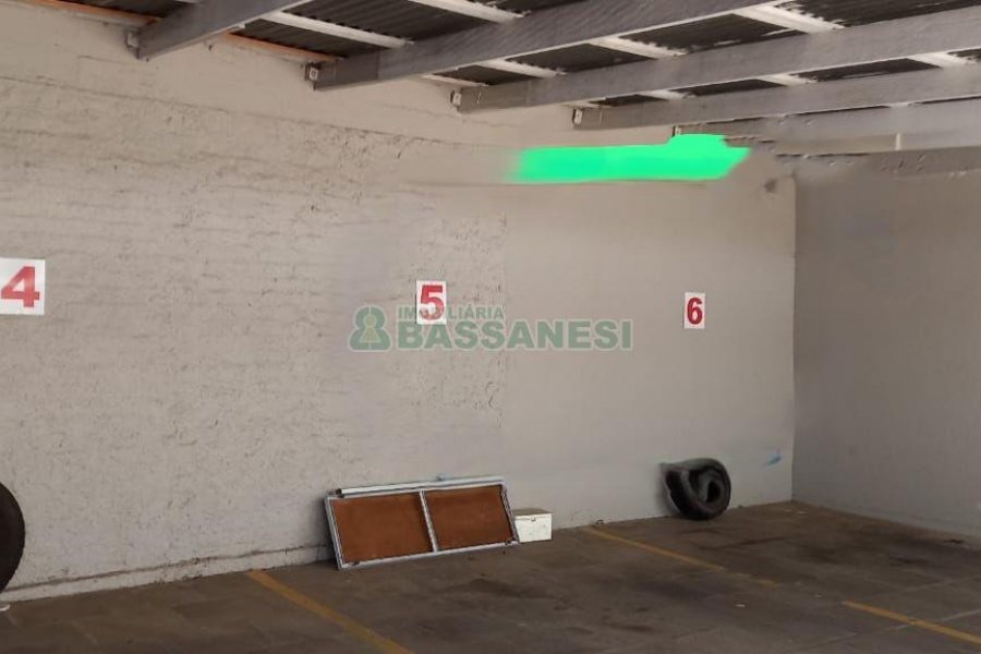 Apartamento com 170m², 3 dormitórios, 2 vagas, no bairro Centro em Caxias do Sul para Comprar
