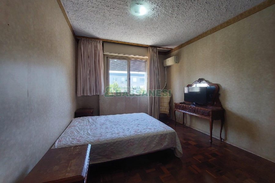 Apto Mobiliado com 120m², 3 dormitórios, 1 vaga, no bairro Cinqüentenário em Caxias do Sul para Alugar