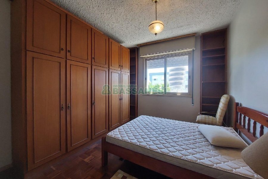 Apto Mobiliado com 120m², 3 dormitórios, 1 vaga, no bairro Cinqüentenário em Caxias do Sul para Alugar