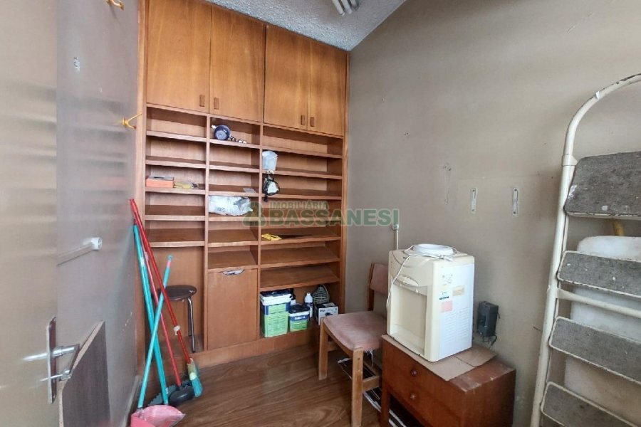 Apto Mobiliado com 120m², 3 dormitórios, 1 vaga, no bairro Cinqüentenário em Caxias do Sul para Alugar