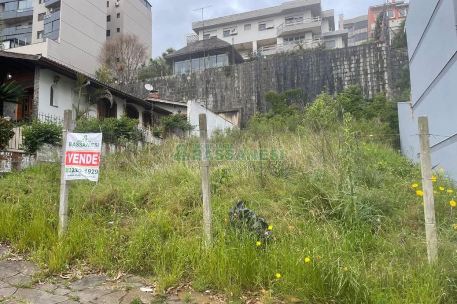 Terreno, no bairro Sanvitto em Caxias do Sul para Comprar