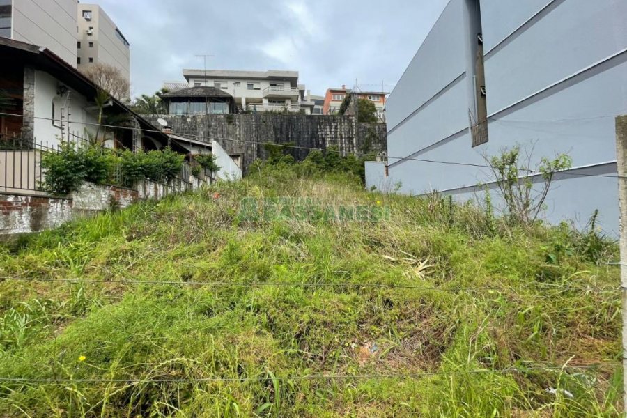 Terreno, no bairro Sanvitto em Caxias do Sul para Comprar