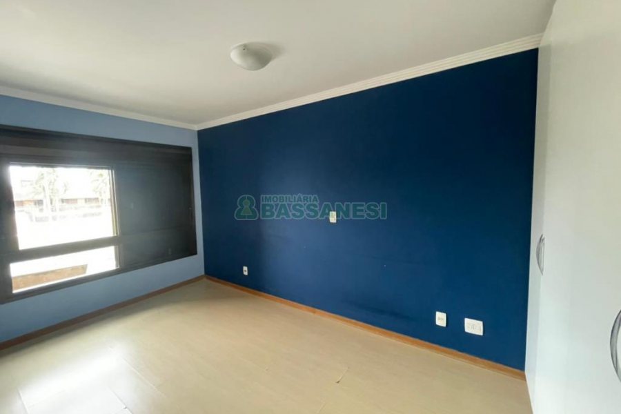 Apartamento com 183m², 3 dormitórios, 2 vagas, no bairro Madureira em Caxias do Sul para Comprar