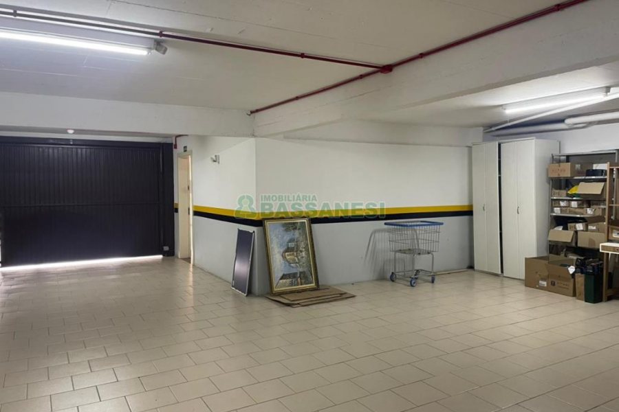 Apartamento com 183m², 3 dormitórios, 2 vagas, no bairro Madureira em Caxias do Sul para Comprar