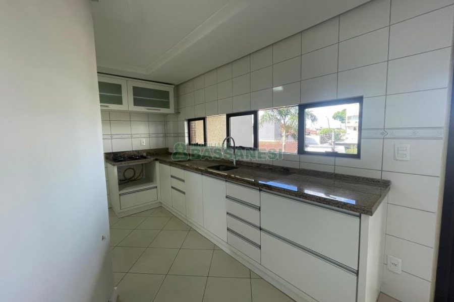 Apartamento com 183m², 3 dormitórios, 2 vagas, no bairro Madureira em Caxias do Sul para Comprar