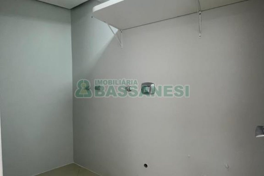 Apartamento com 183m², 3 dormitórios, 2 vagas, no bairro Madureira em Caxias do Sul para Comprar