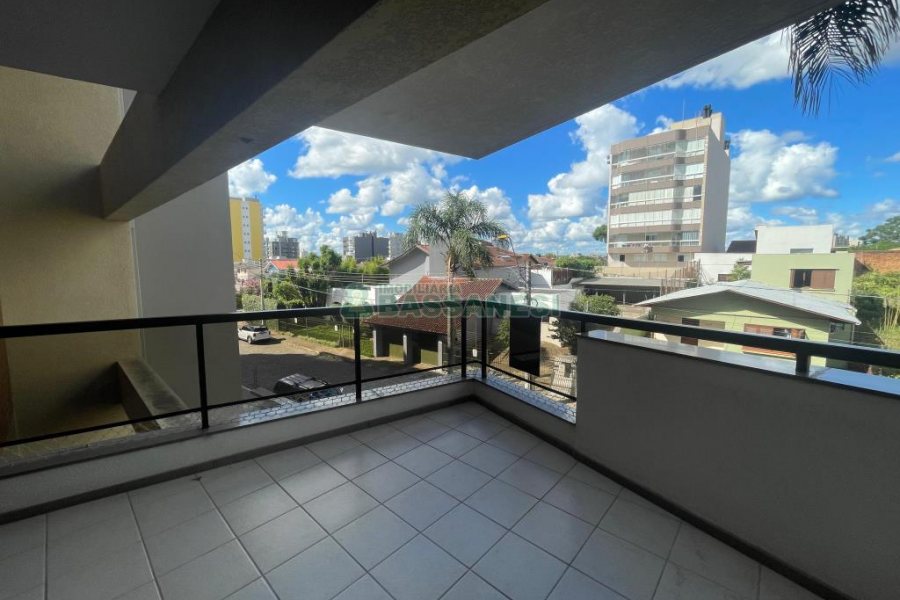 Apartamento com 183m², 3 dormitórios, 2 vagas, no bairro Madureira em Caxias do Sul para Comprar