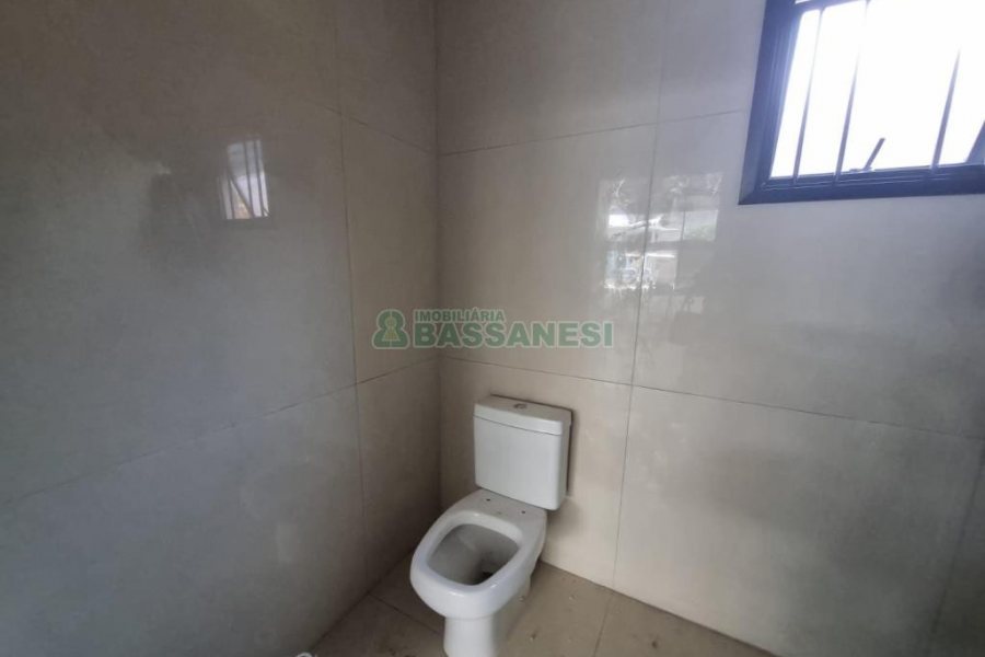 Pavilhão com 200m², no bairro Esplanada em Caxias do Sul para Alugar