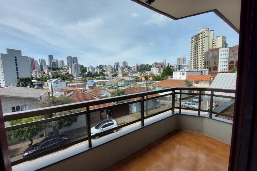 Apartamento com 70m², 3 dormitórios, 1 vaga, no bairro Pio X em Caxias do Sul para Alugar