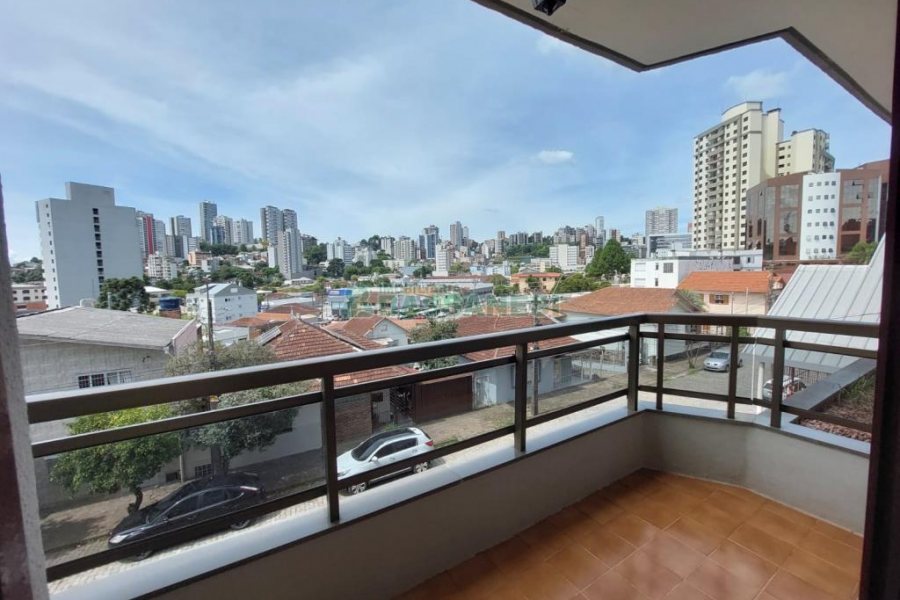 Apartamento com 70m², 3 dormitórios, 1 vaga, no bairro Pio X em Caxias do Sul para Alugar