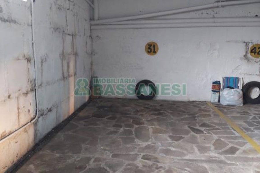 Apartamento com 70m², 3 dormitórios, 1 vaga, no bairro Pio X em Caxias do Sul para Alugar