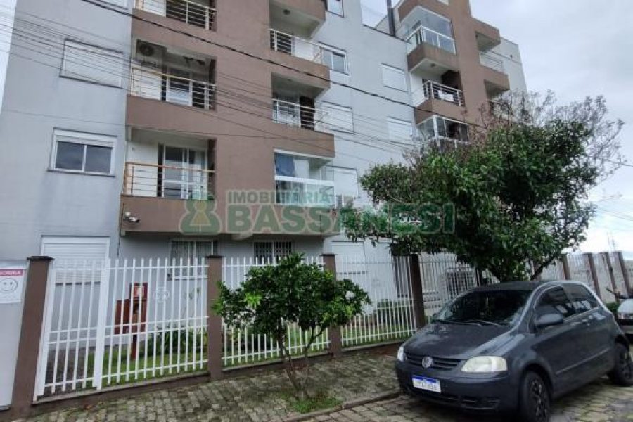 Apartamento com 50m², 2 dormitórios, 2 vagas, no bairro De Lazzer em Caxias do Sul para Alugar