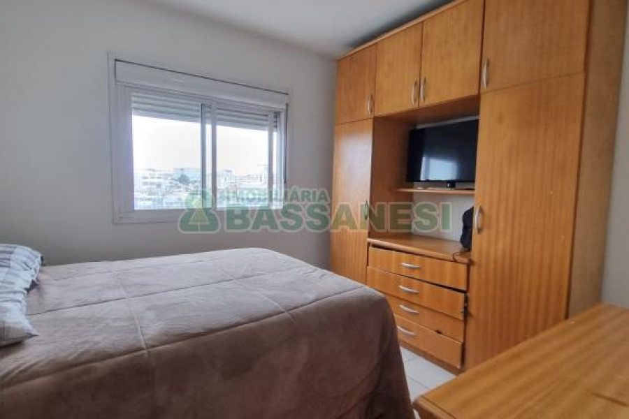 Apartamento com 50m², 2 dormitórios, 2 vagas, no bairro De Lazzer em Caxias do Sul para Alugar