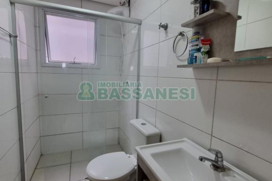 Apartamento com 50m², 2 dormitórios, 2 vagas, no bairro De Lazzer em Caxias do Sul para Alugar