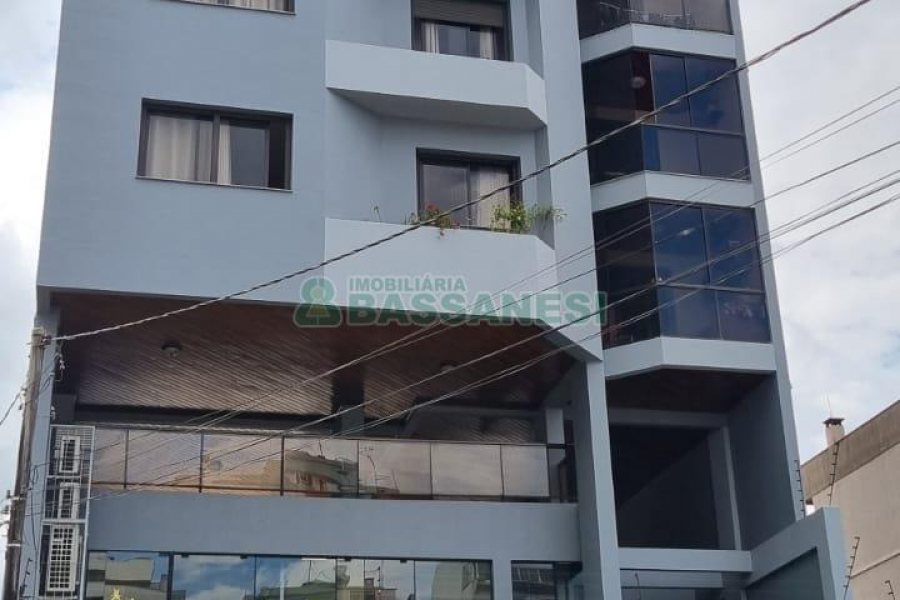 Apto/Cobertura com 149m², 3 dormitórios, 2 vagas, no bairro São Pelegrino em Caxias do Sul para Comprar