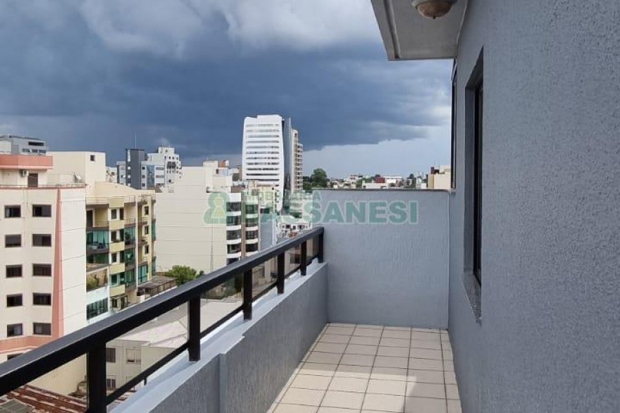 Apto/Cobertura com 149m², 3 dormitórios, 2 vagas, no bairro São Pelegrino em Caxias do Sul para Comprar