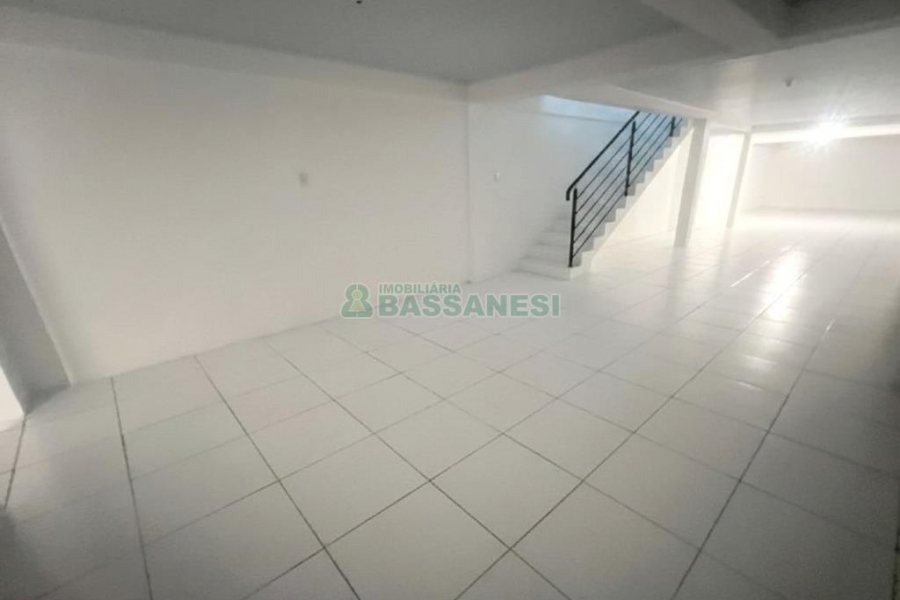Loja com 120m², no bairro Centro em Caxias do Sul para Alugar