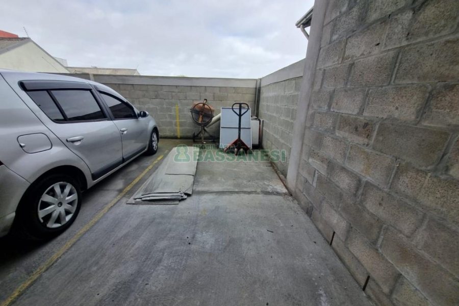 Apartamento com 65m², 2 dormitórios, 2 vagas, no bairro Cidade Nova em Caxias do Sul para Alugar