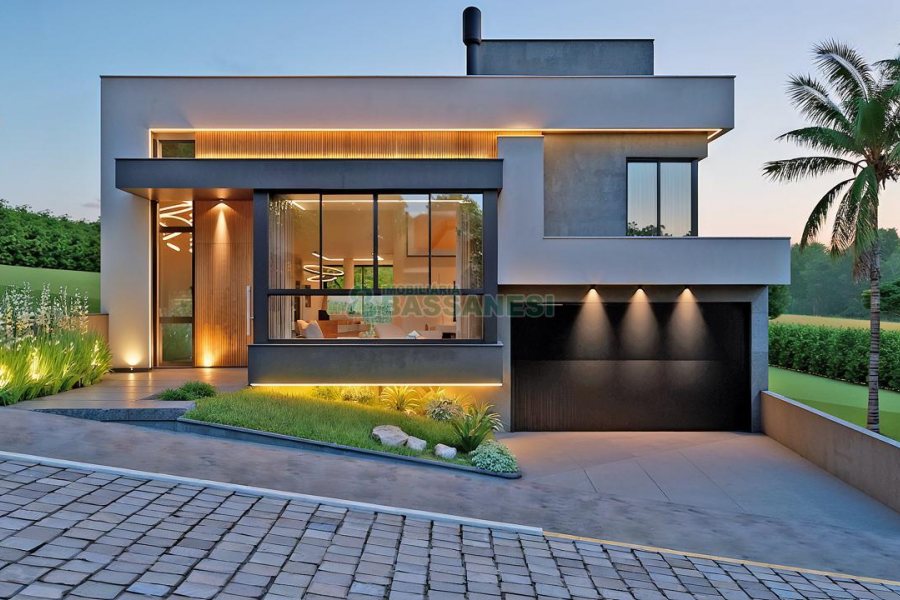 Casa com 249m², 3 dormitórios, 4 vagas, no bairro Colina Sorriso em Caxias do Sul para Comprar